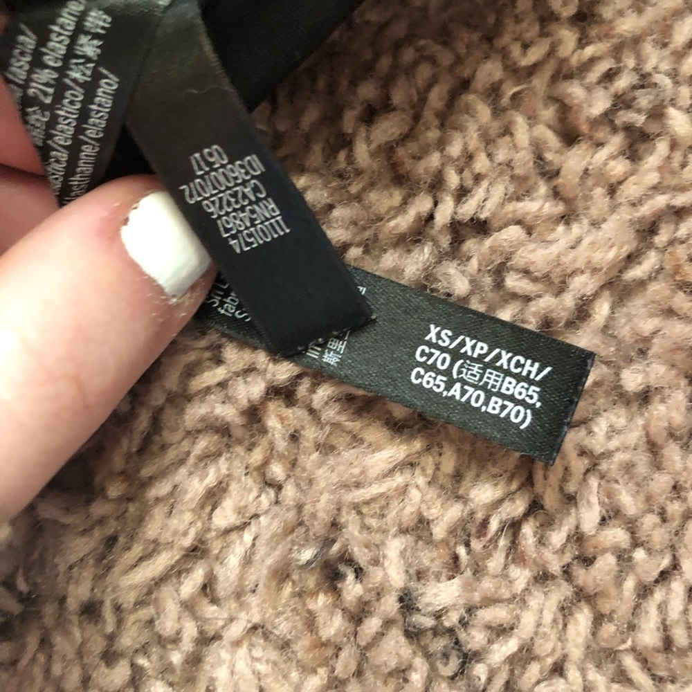 Nike & VS bra bundle! - Picture 4 of 4